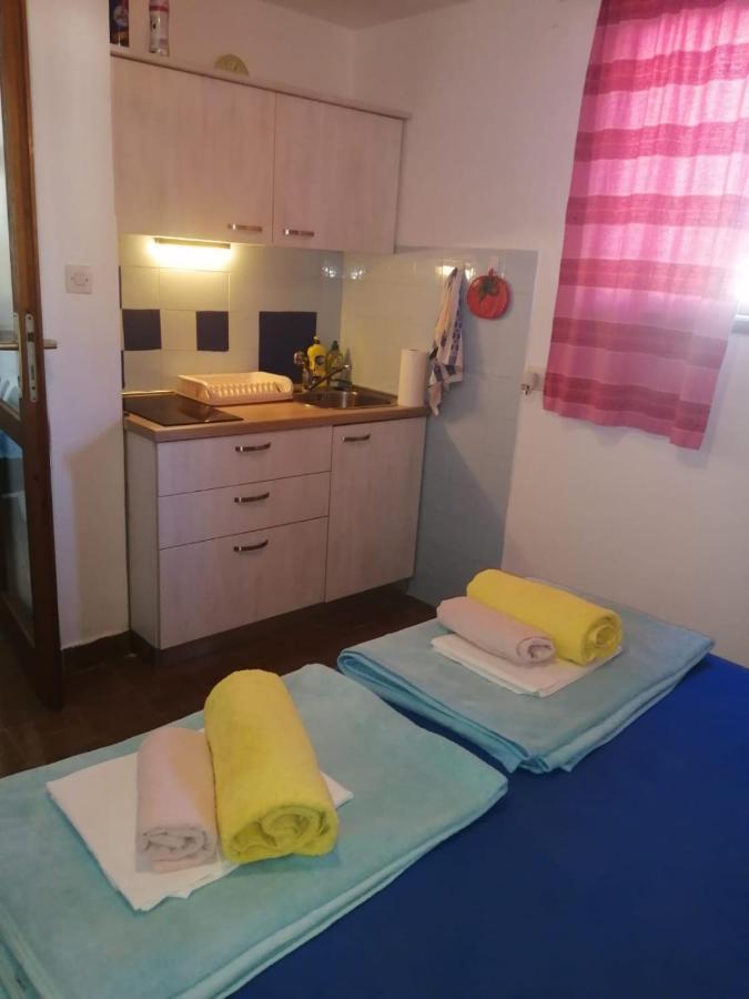 Apartmani Rosanda 2 Петрчане Екстер'єр фото